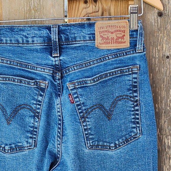 Levi's Wedgie Straight Leg Women's Size 27W 28L Kendall Jenner - Picture 7 of 12